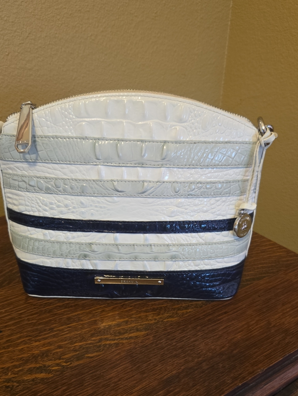 Brahmin Mini Duxbury Crossbody/ Shoulder Bag - Picture 2 of 16